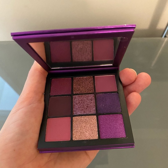 Mac and Huda Beauty Shadows - Picture 3 of 8